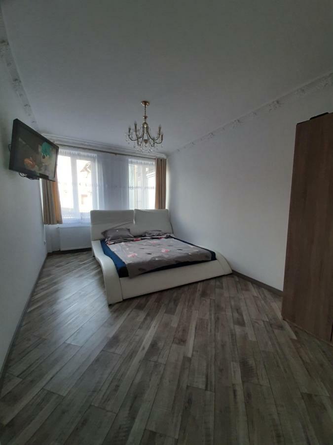 Apartment In Serbska 利沃夫 外观 照片