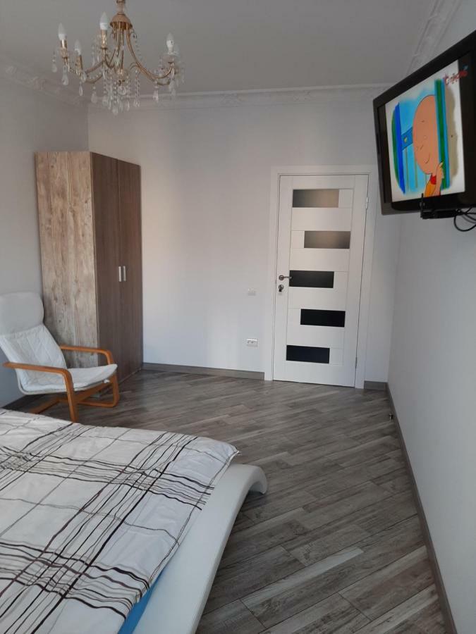 Apartment In Serbska 利沃夫 外观 照片