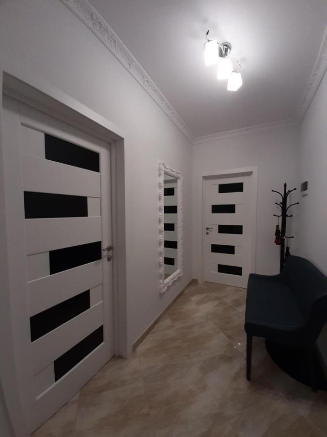 Apartment In Serbska 利沃夫 外观 照片